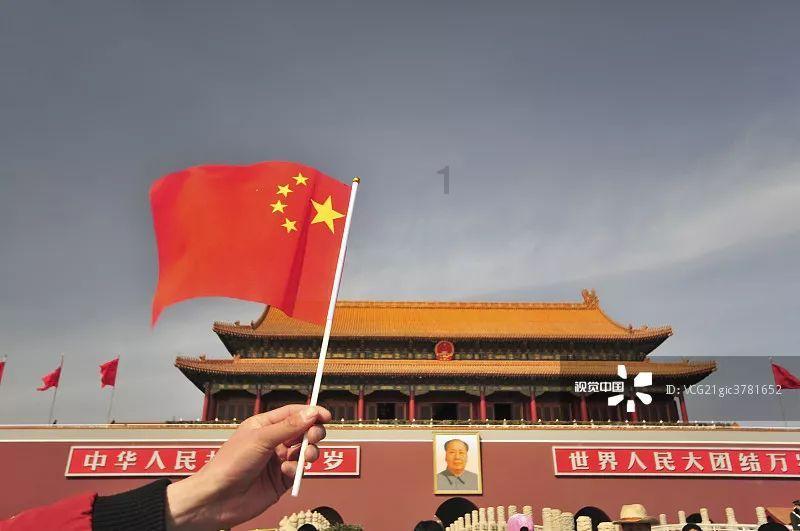 哪个地板品牌好?我要给家里选?- 专业问答平台