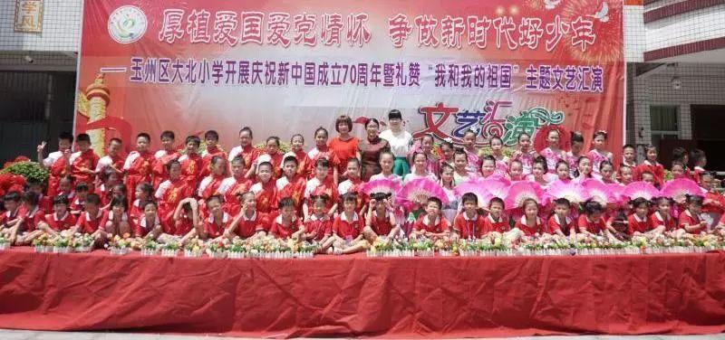 在一起两年的男朋友说让我们断断联系，如果他接受了那件事情他再回来找我。他说可能会回来，可能不会了。游戏画面